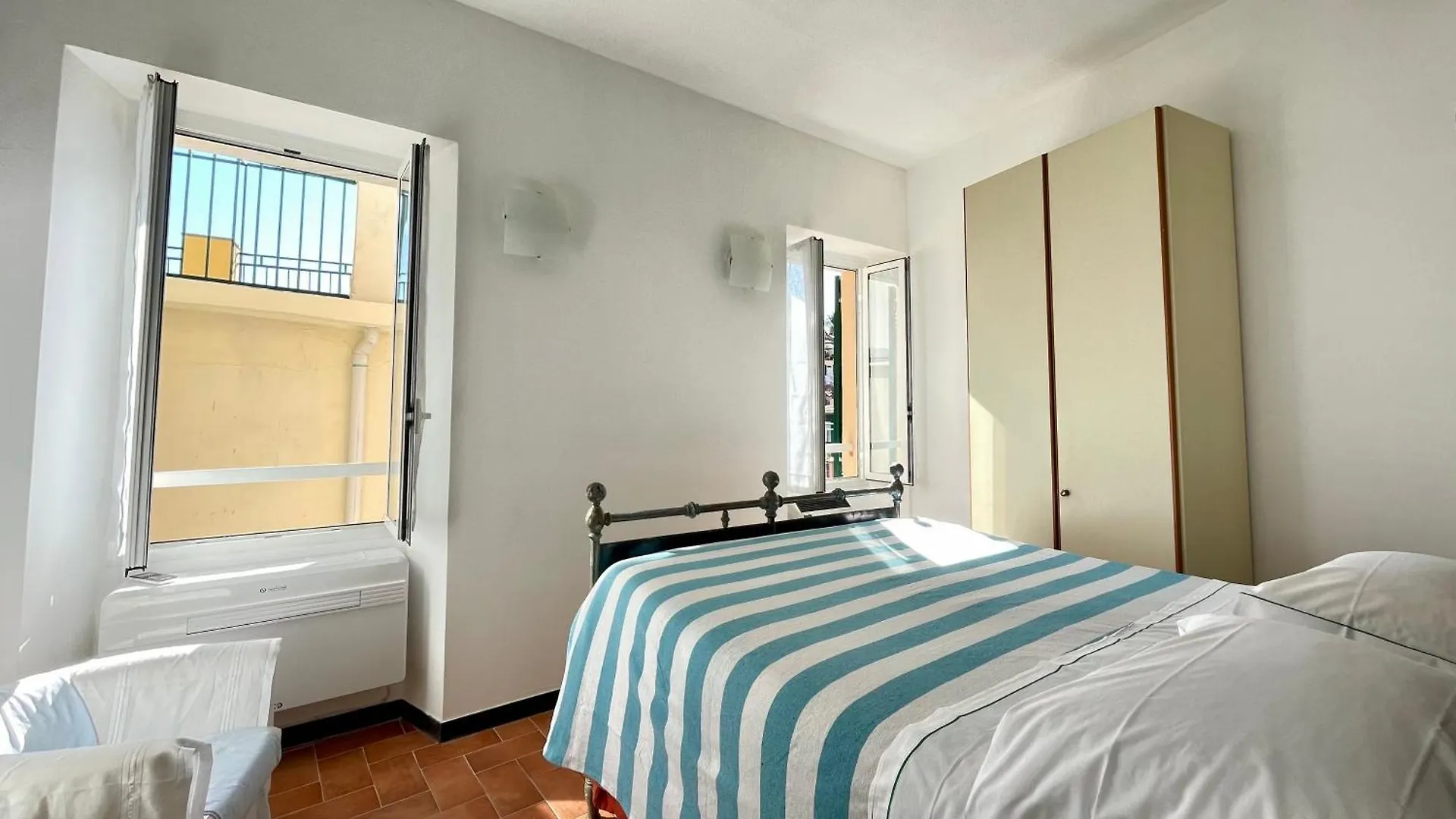 Apartment Camere Francesca Vernazza