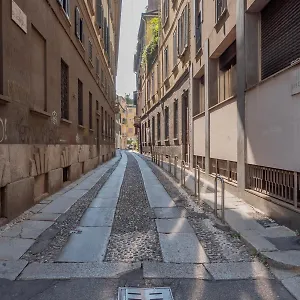 Italstay - Disciplini -10 Min Dal Duomo , Milan Italy